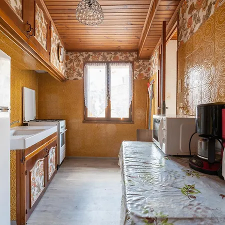 Maison Accueillante Avec Jardin A Albas Albas (Aude)