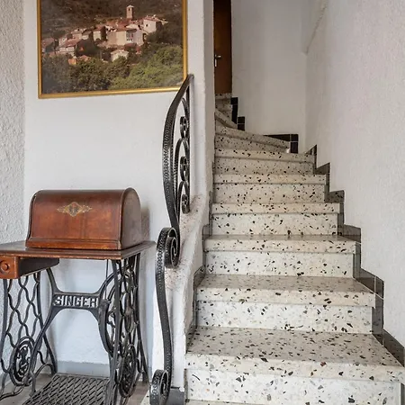 Ferienhaus Maison Accueillante Avec Jardin A Albas